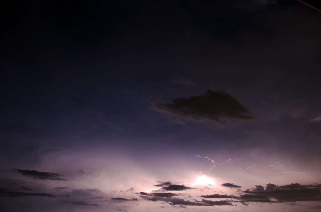 thunder lightning clouds free photo