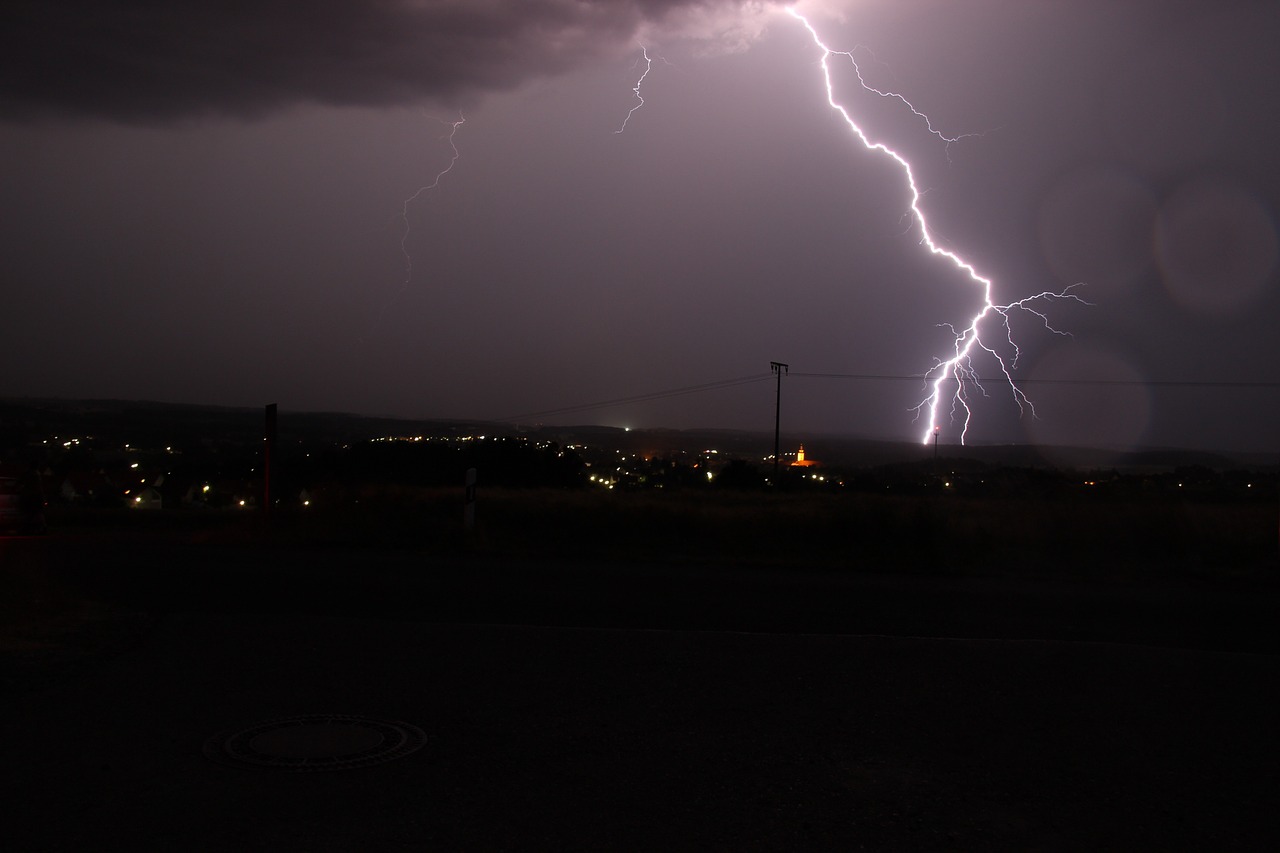thunderstorm tirschenreuth flashes free photo