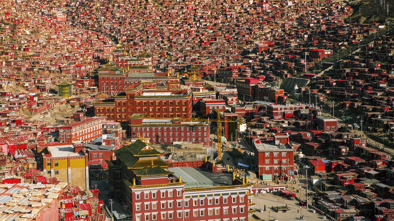 tibet red house seda free photo