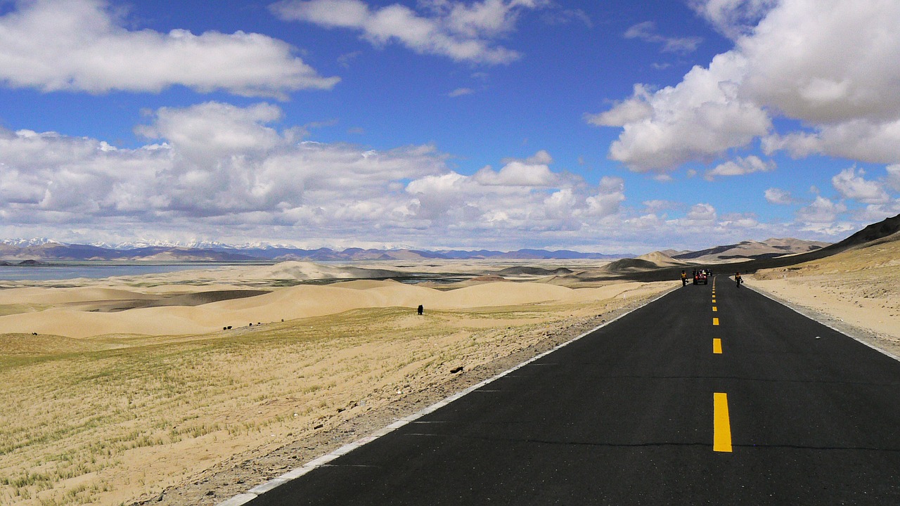 tibet space road free photo