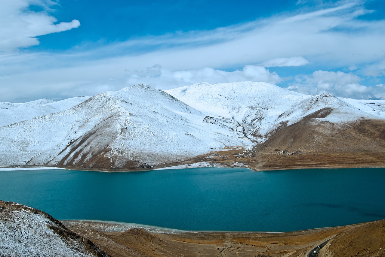 tibet landscape blue sky and white clouds free photo