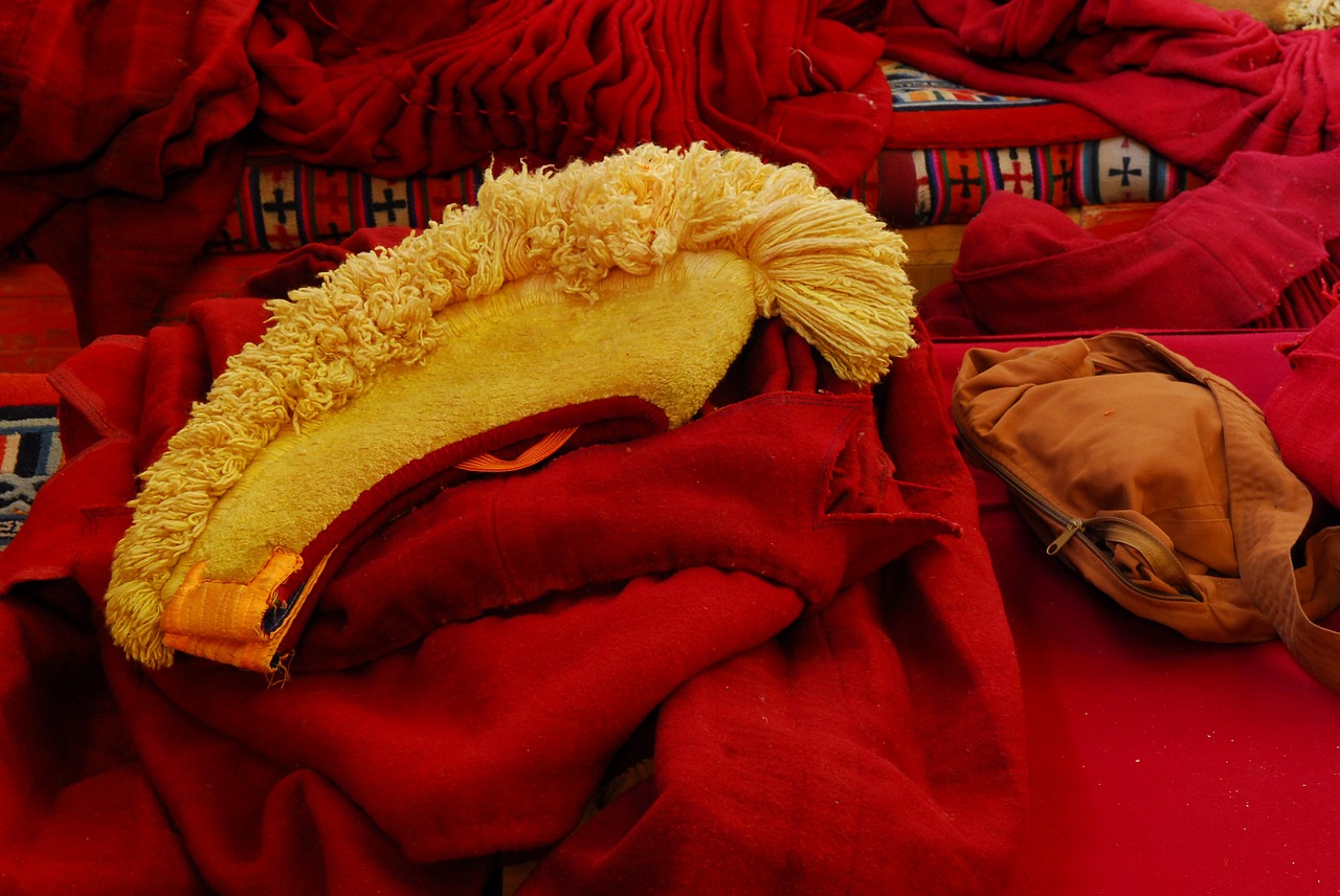 tibet buddhism yellow hats free photo