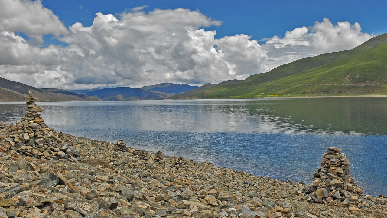 tibet landscape yamdrok free photo