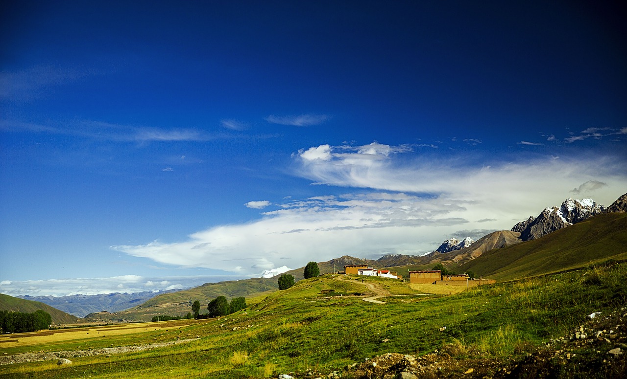 tibet scenery cangzhai blue sky and white clouds free photo