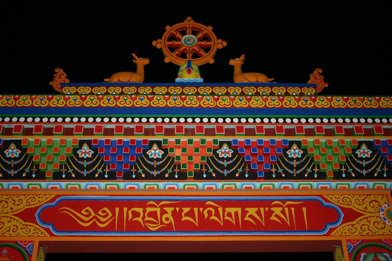 tibetan buddhism dharma wheel tibetan art free photo
