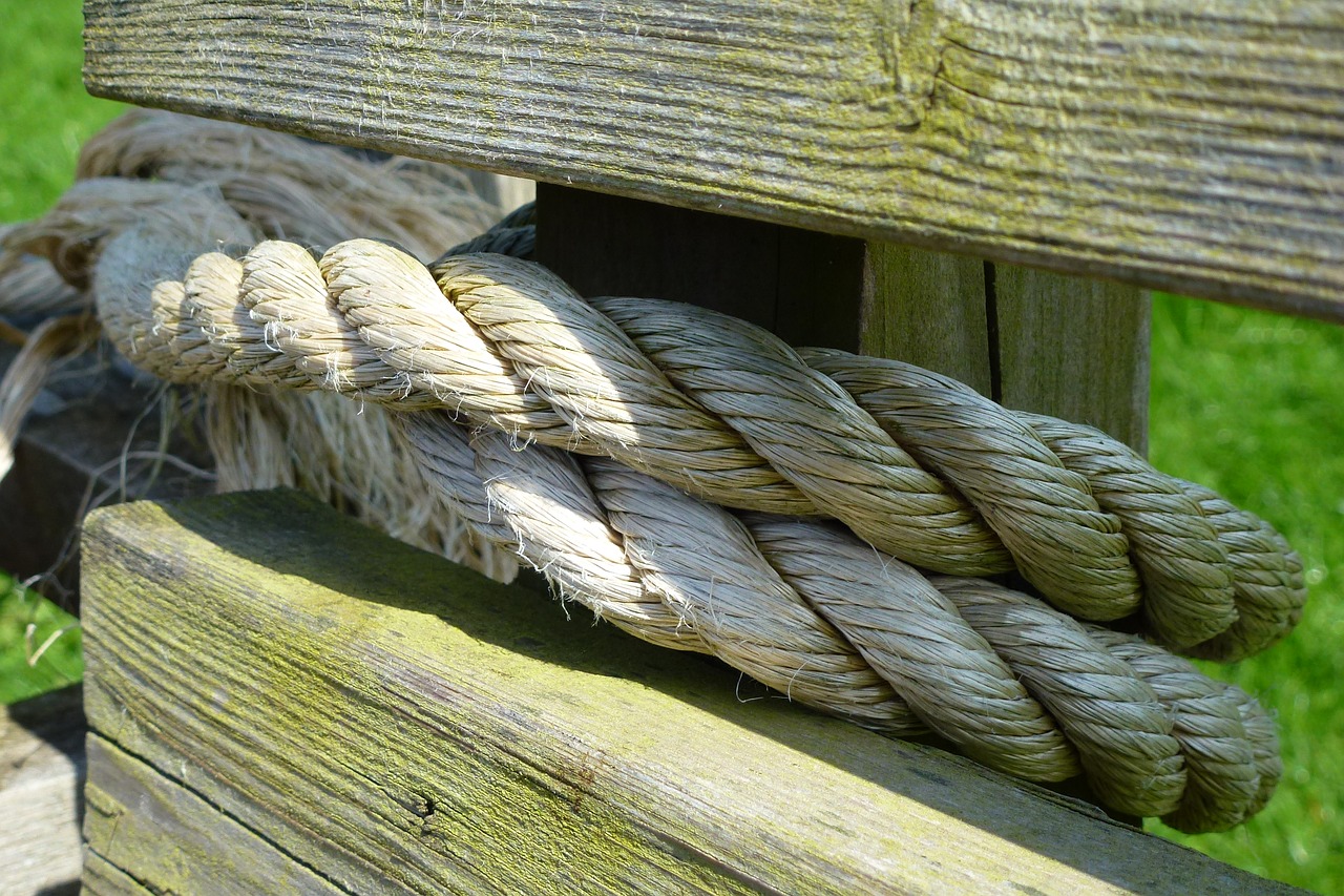 tied rope bench free photo
