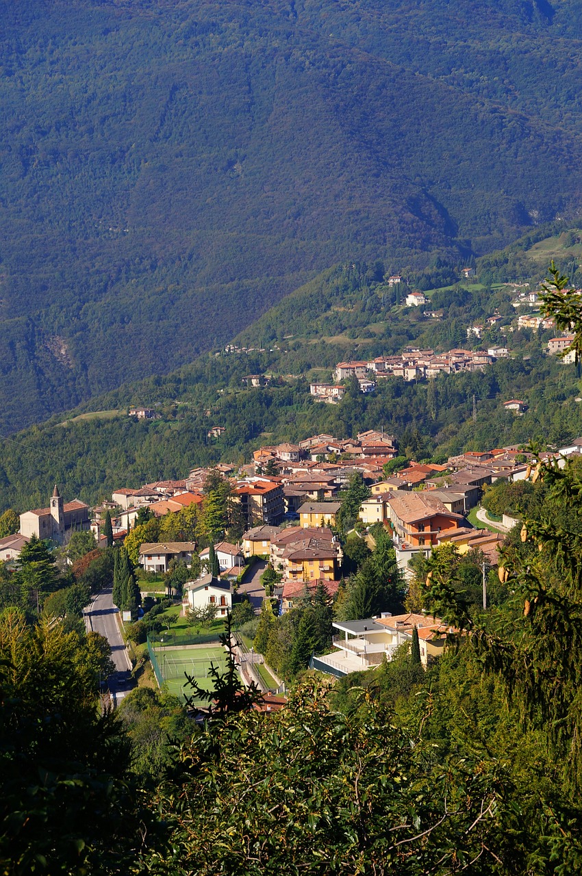 tignale garda italy free photo