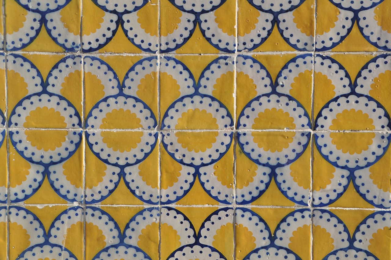 tile hauswand portugal free photo