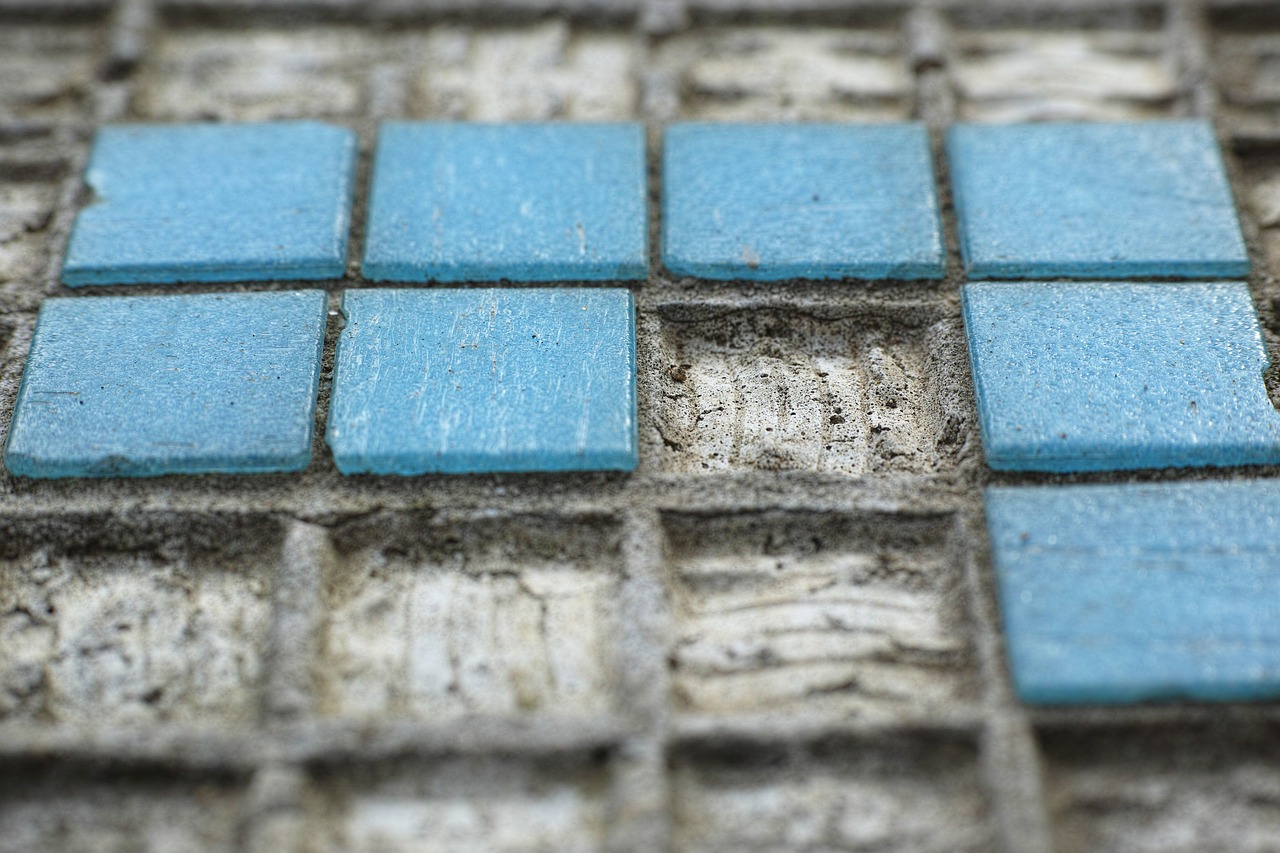 tile blue pattern free photo