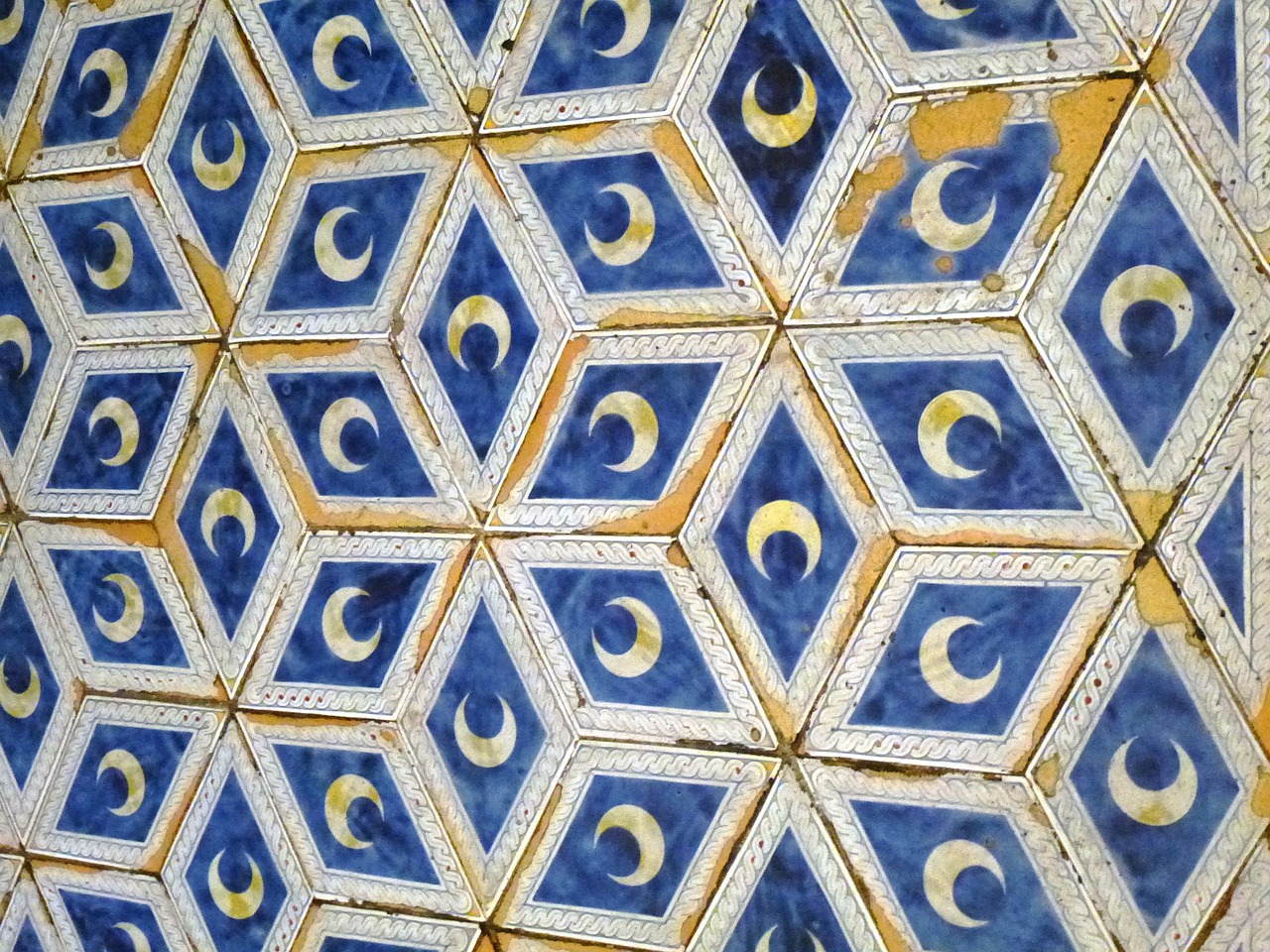 tile cathedral in siena floor free photo