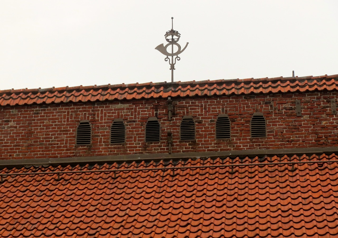tiled roof roof building free photo
