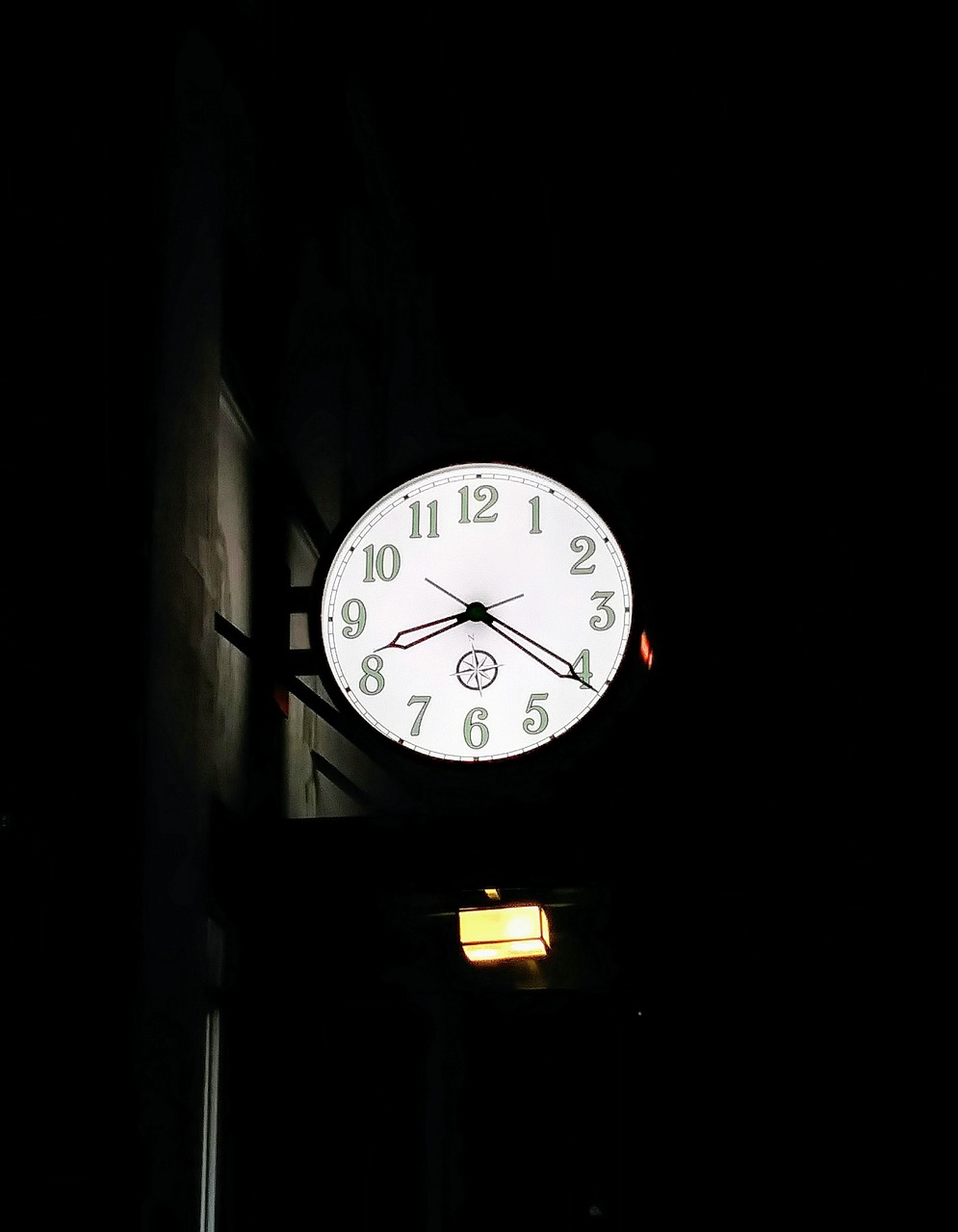 Часы ночь
