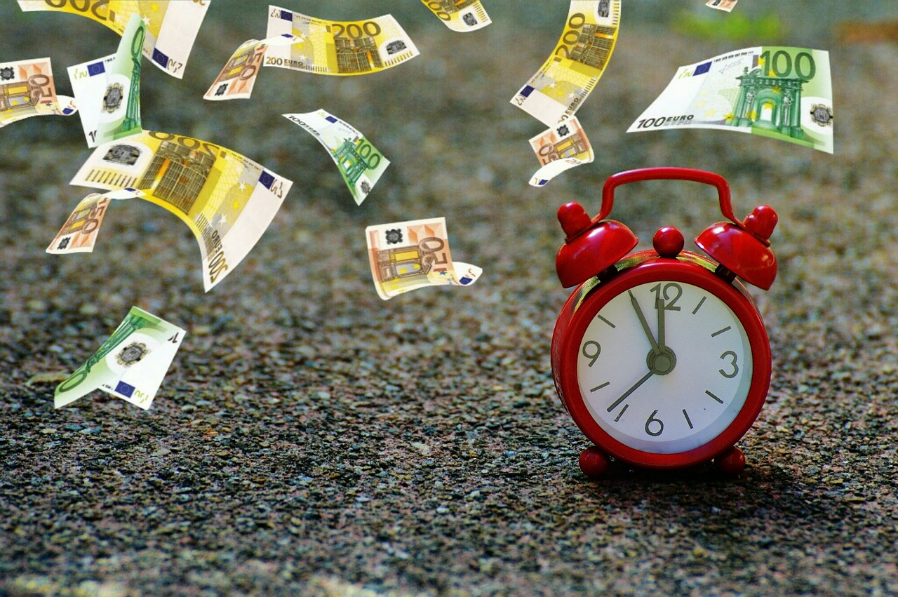 time is money the eleventh hour last chance free photo