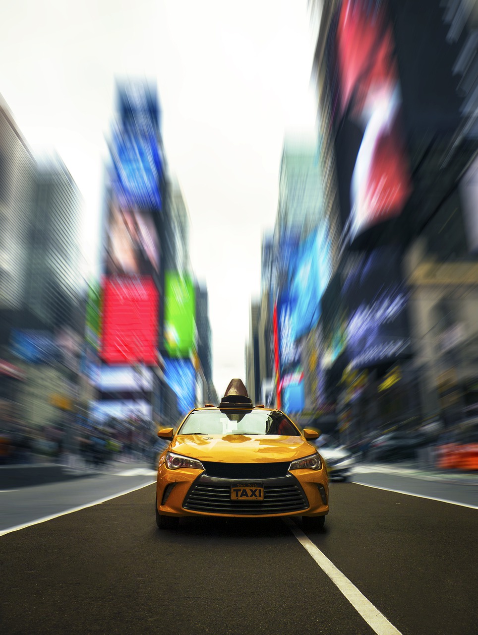 times square  taxi cab  taxi free photo