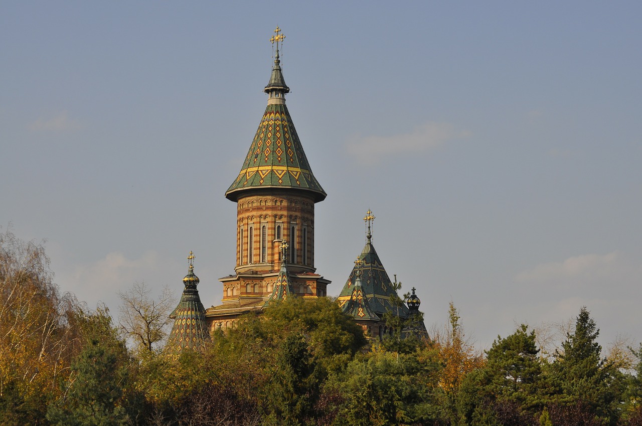 timisoara basilica autumn free photo