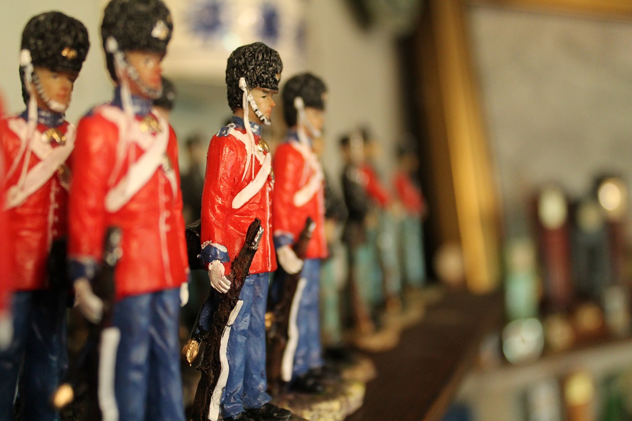tin soldier red close free photo