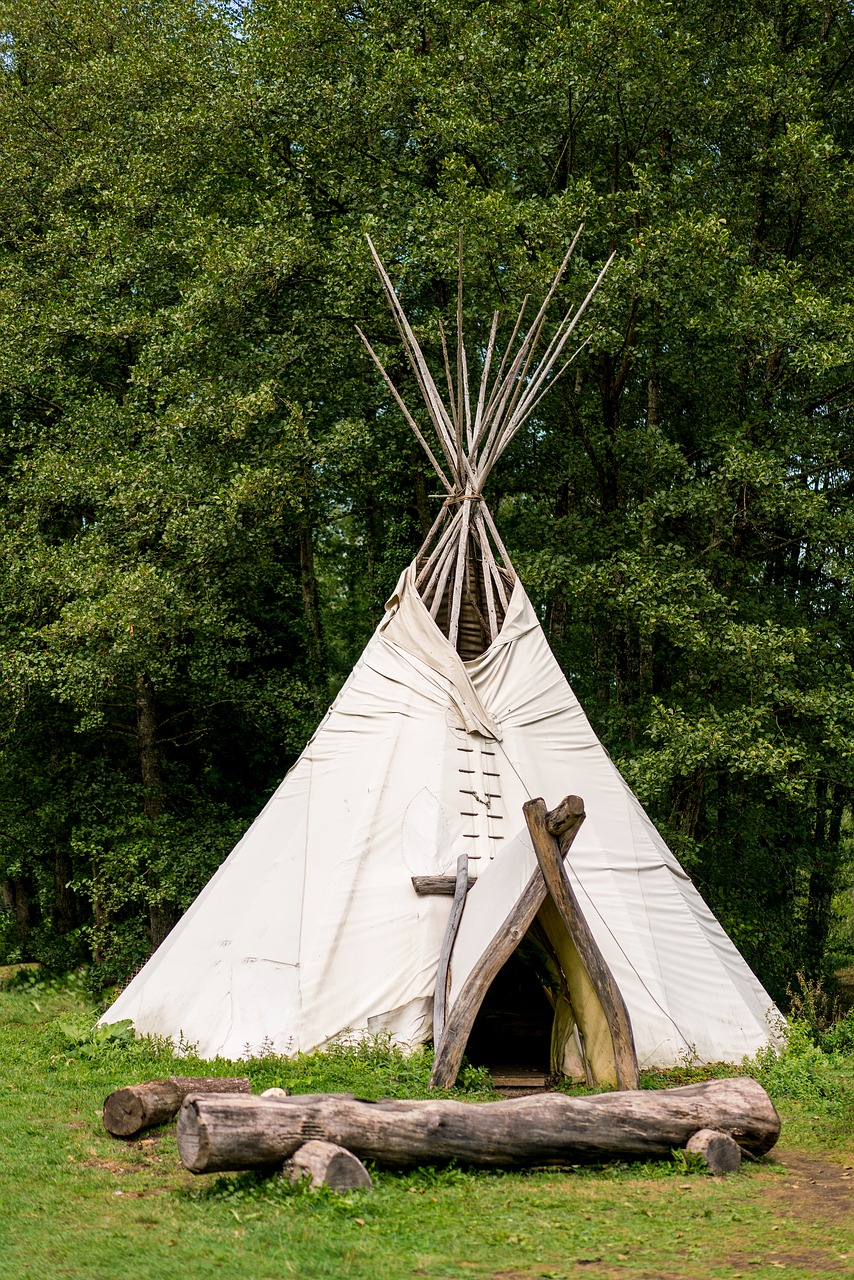 tipi  tent  indians free photo