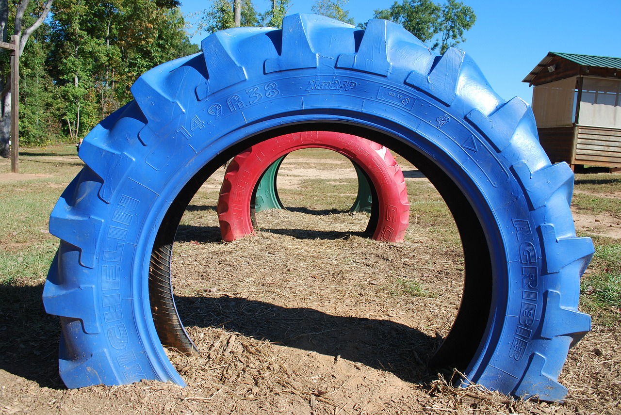 tires playground circle free photo