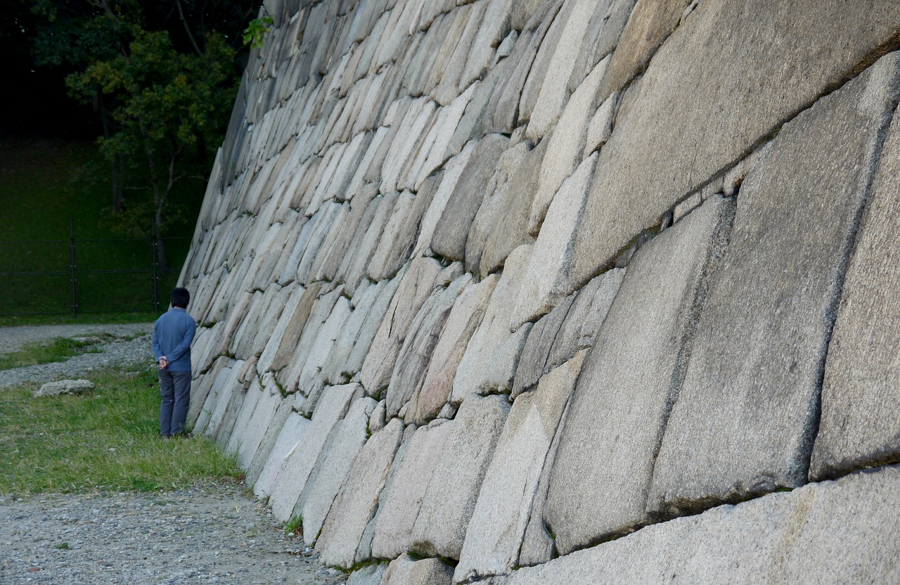 to the wall wall japan free photo