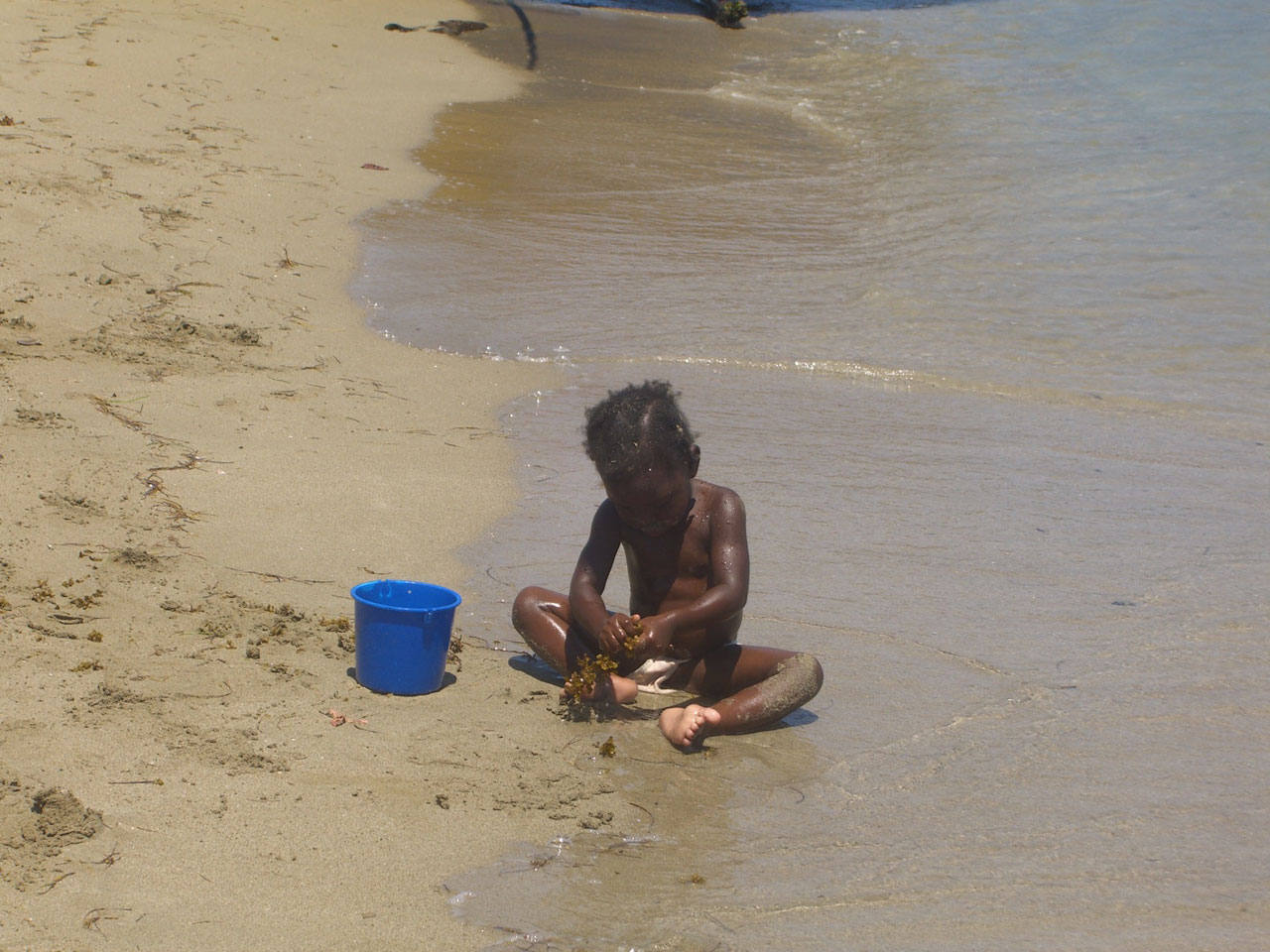 toddler jamaica beach free photo