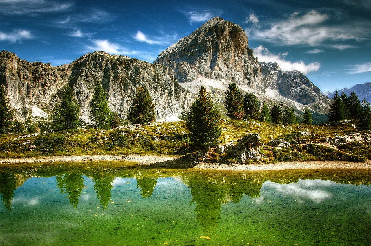 tofane dolomites mountains free photo