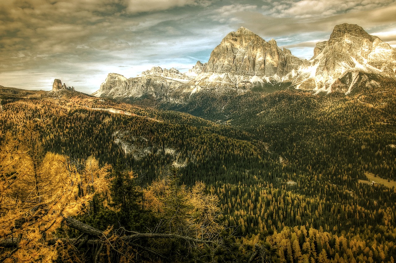 tofane  dolomites  nature free photo