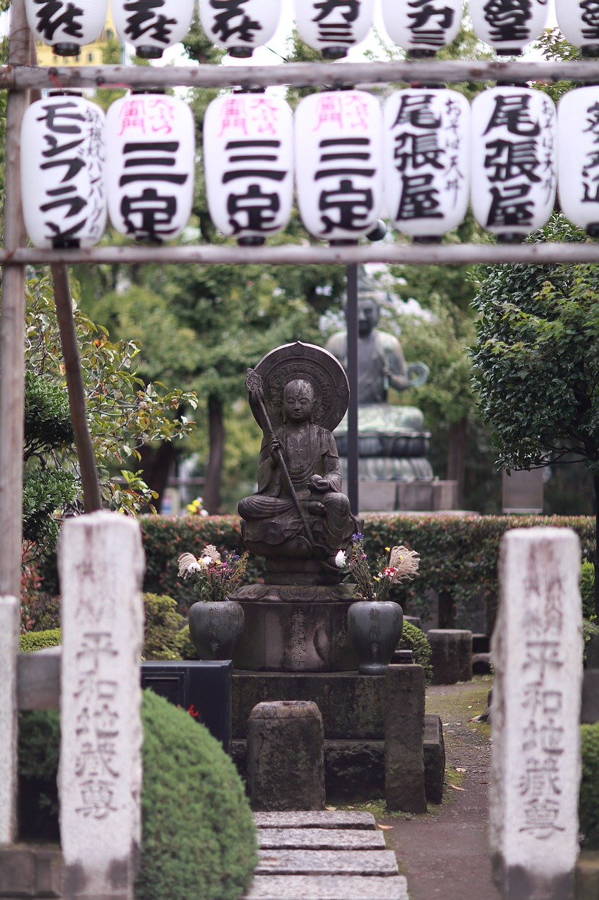 tokyo asakusa sculpture free photo