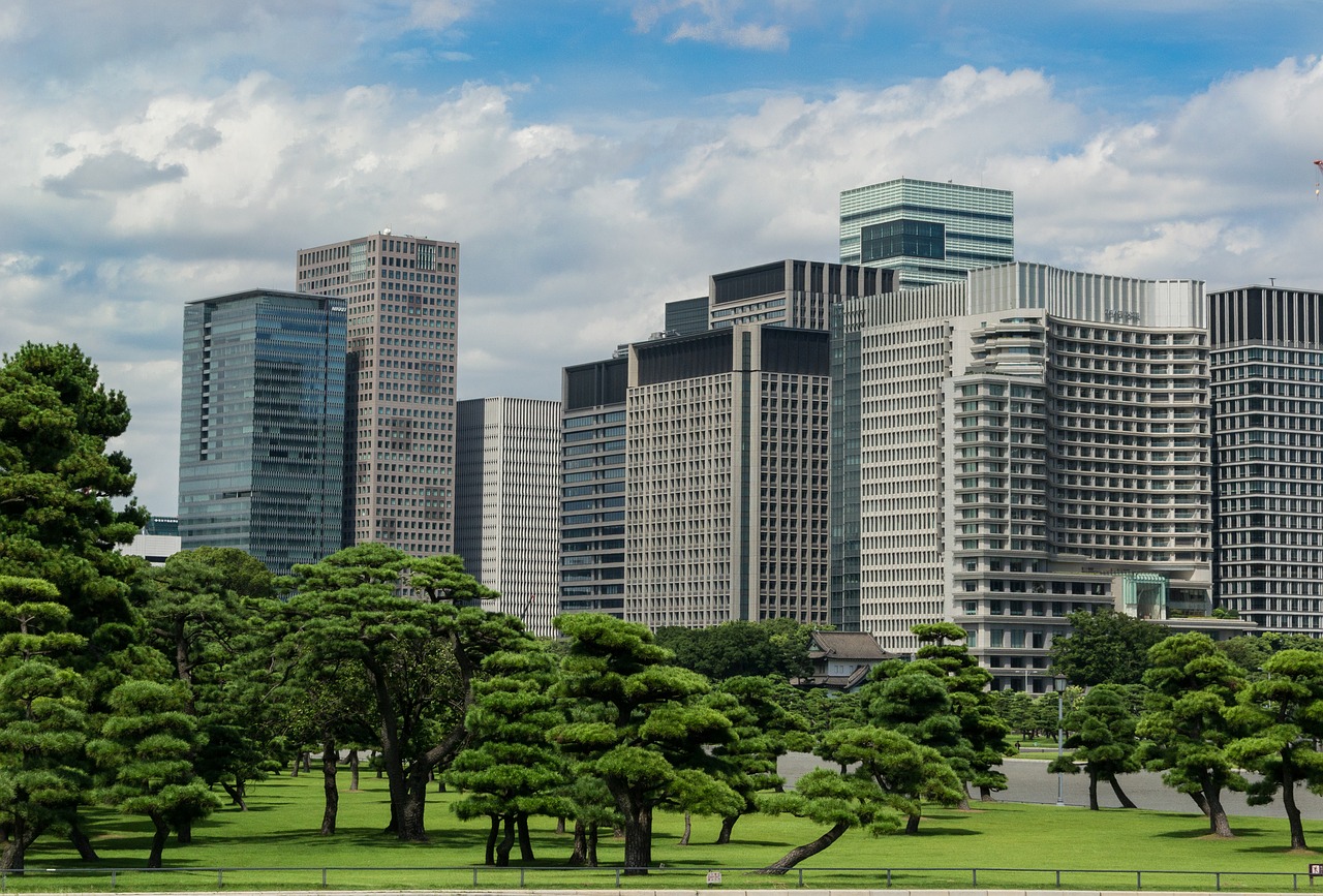 tokyo kokyo gaien skyline free photo