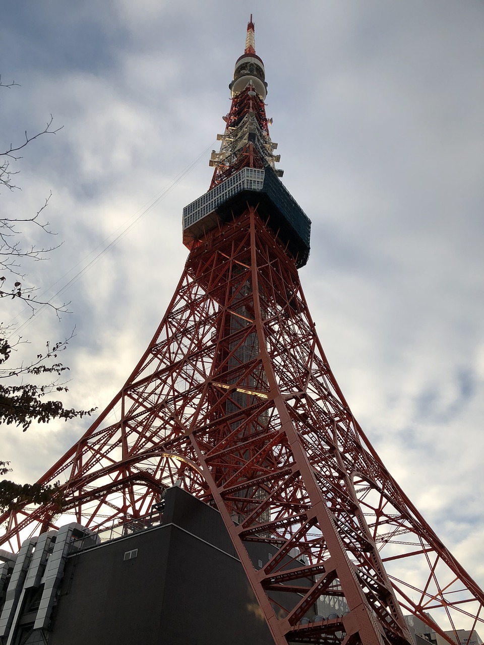 tokyo tower  japan  tokyo free photo