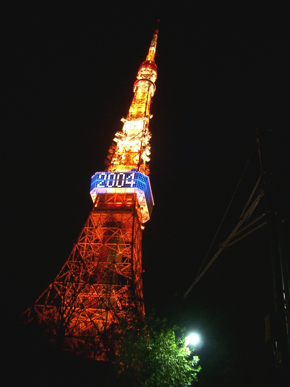 tokyo tower light up tower free photo