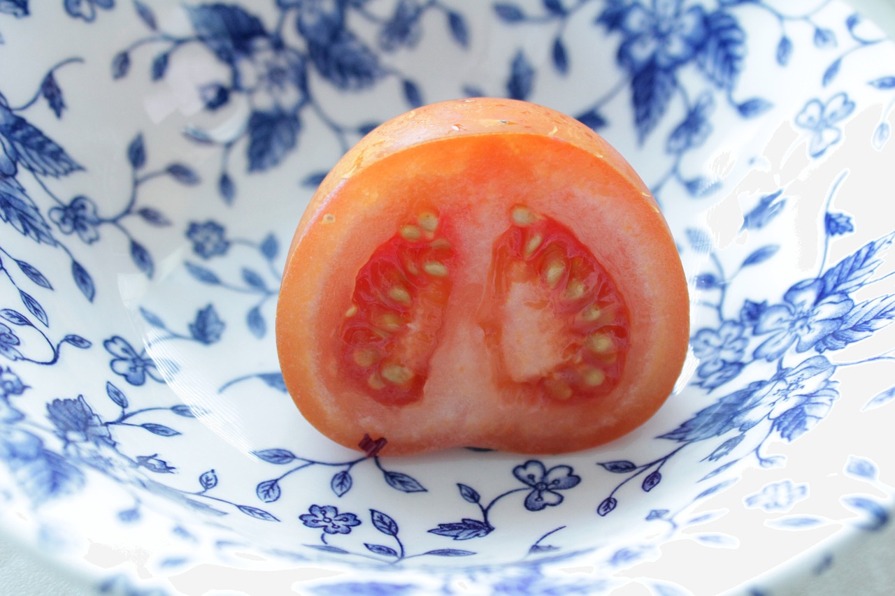 tomato cut half free photo