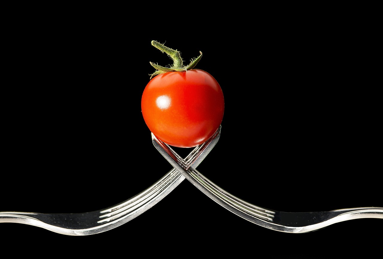 tomato forks macro free photo