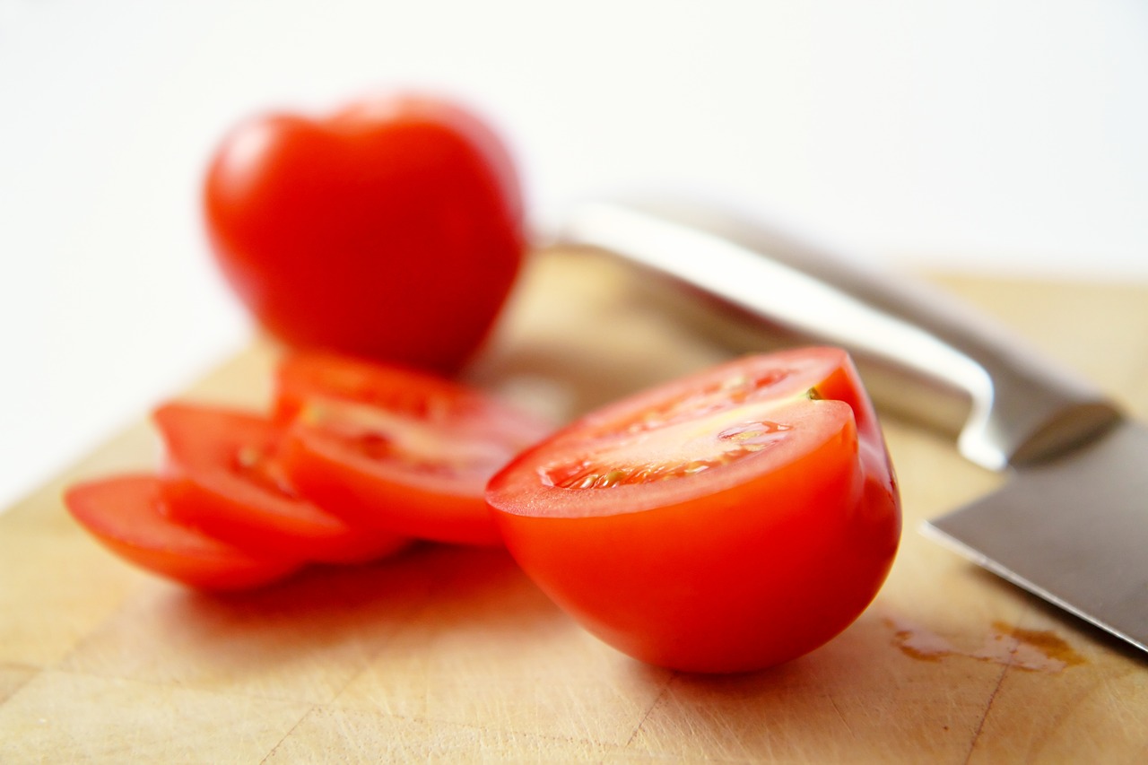 tomato slice knife free photo