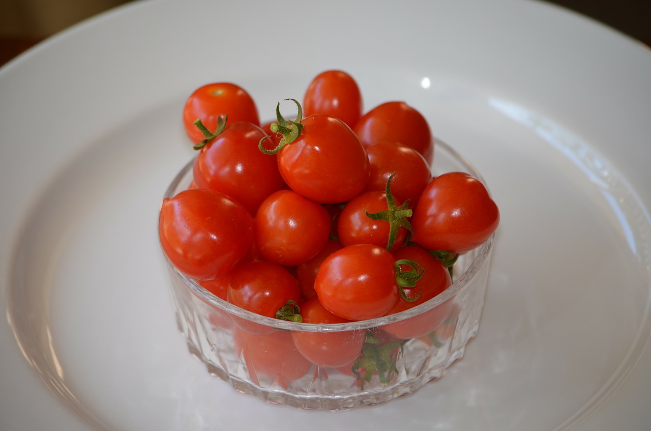 tomato food healthy free photo