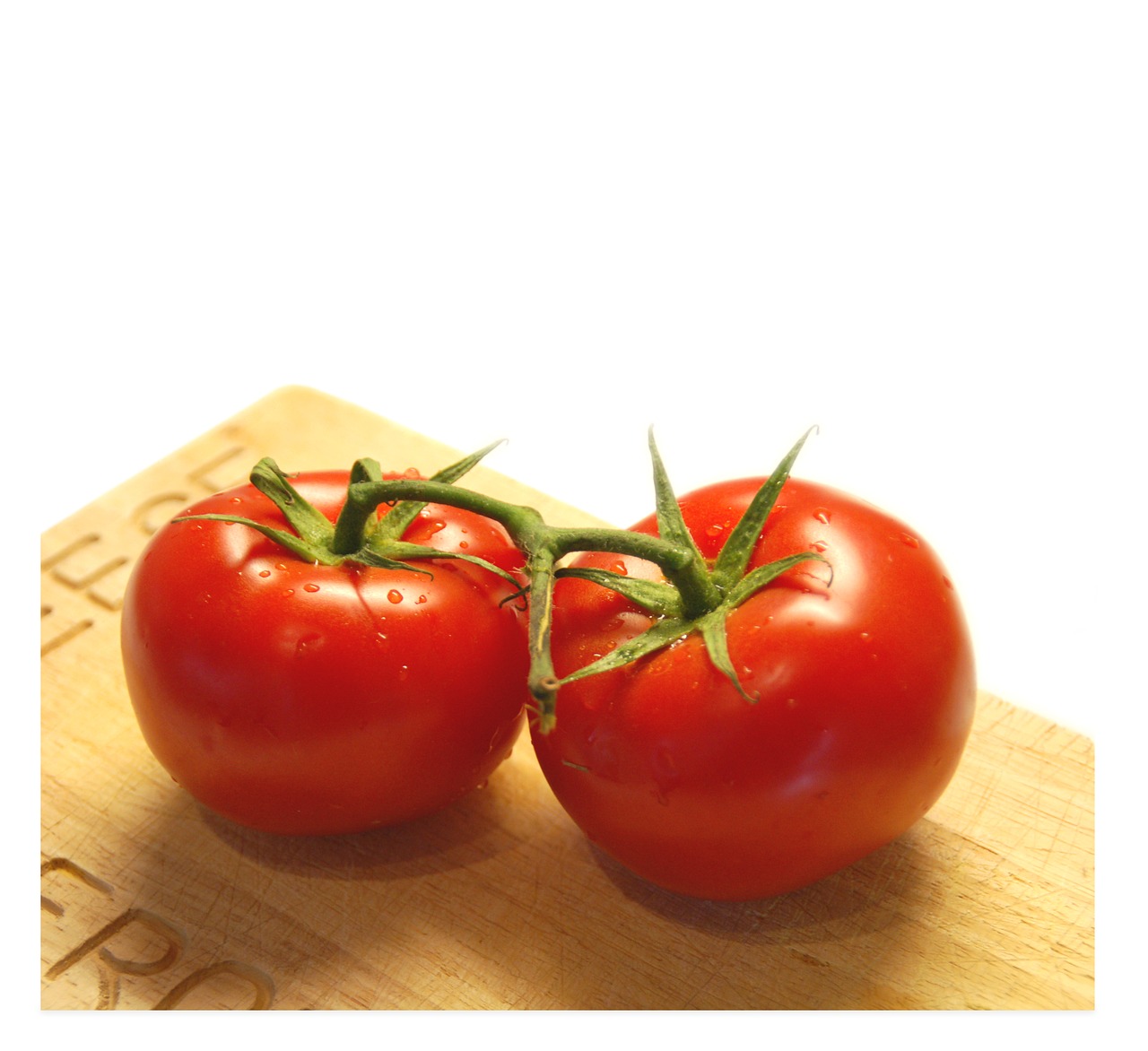 tomato food juicy free photo