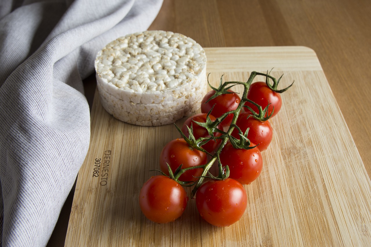 tomato  food  healthy free photo