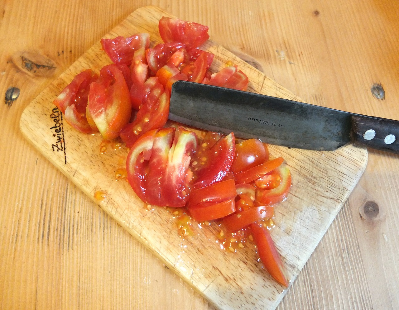 tomato tomato pieces cores free photo