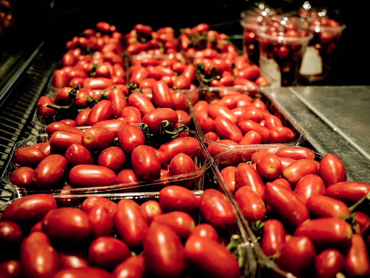 tomato market vegetables free photo
