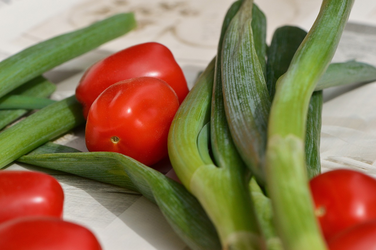 tomatoes spring onions vegetables free photo