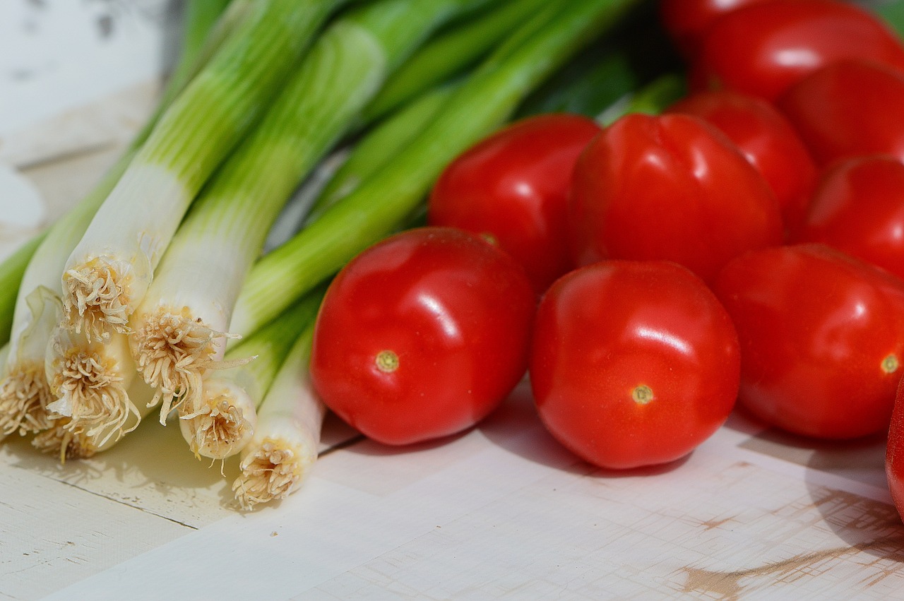 tomatoes spring onions vegetables free photo