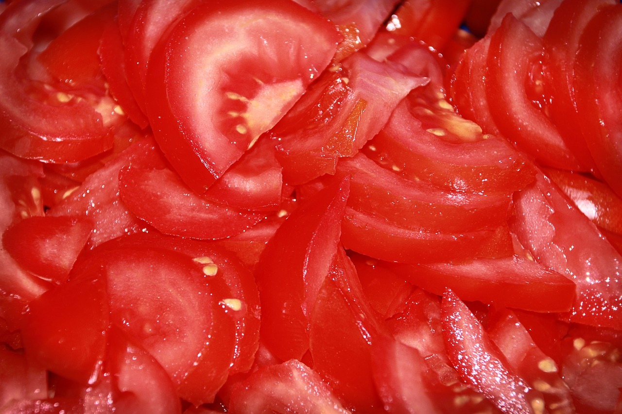 tomatoes salad red free photo