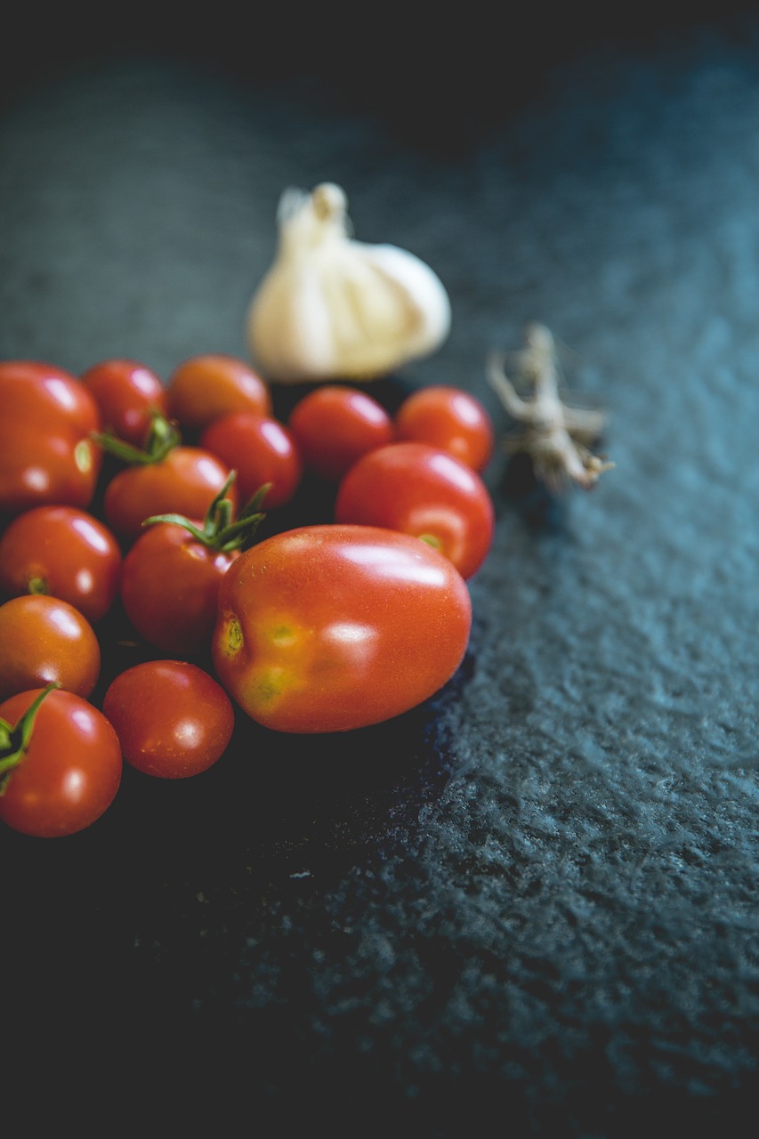 tomatoes vegetables datailaufnahme free photo