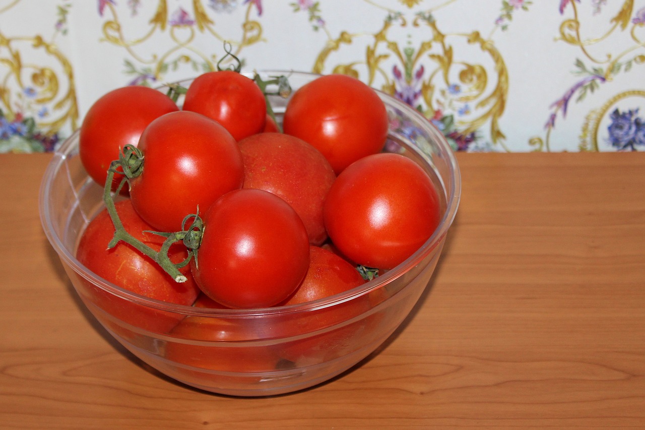 tomatoes red vegetables free photo