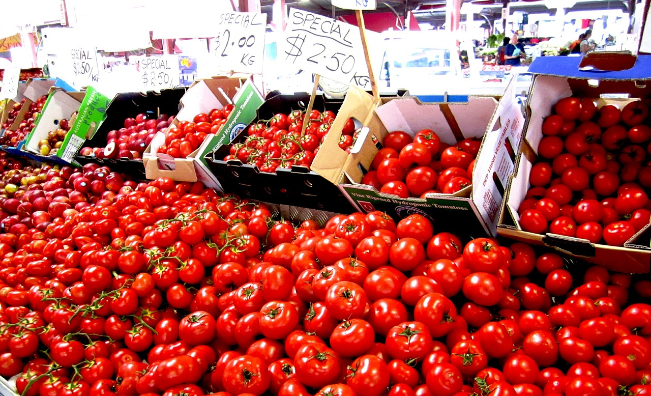 tomatoes box farmers local market free photo