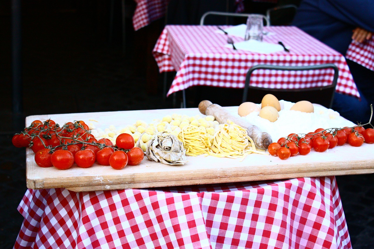 tomatoes pasta italy free photo