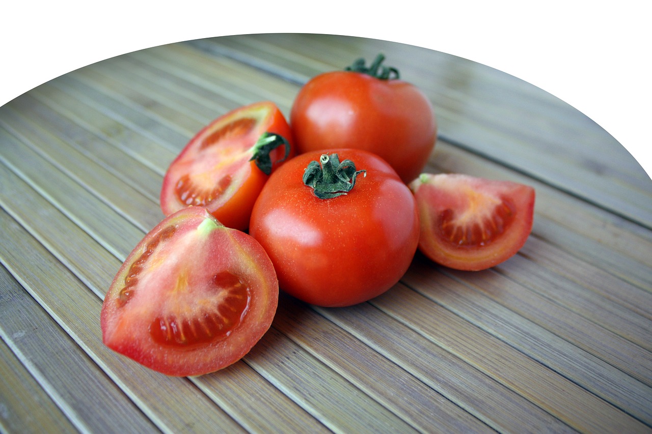 tomatoes vegetable food free photo