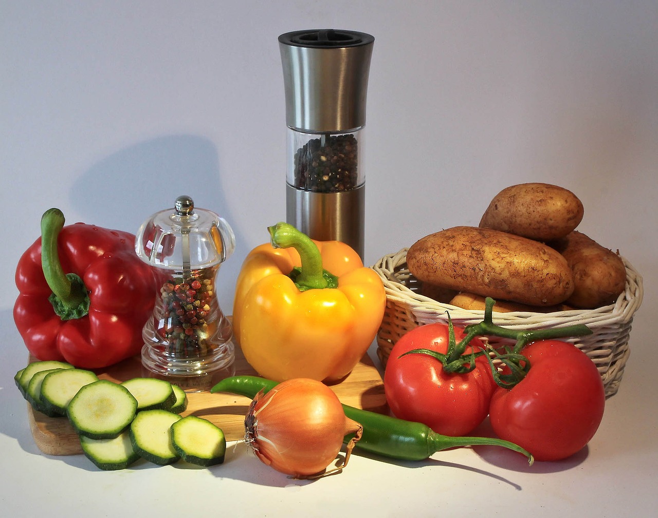 tomatoes vegetables red free photo