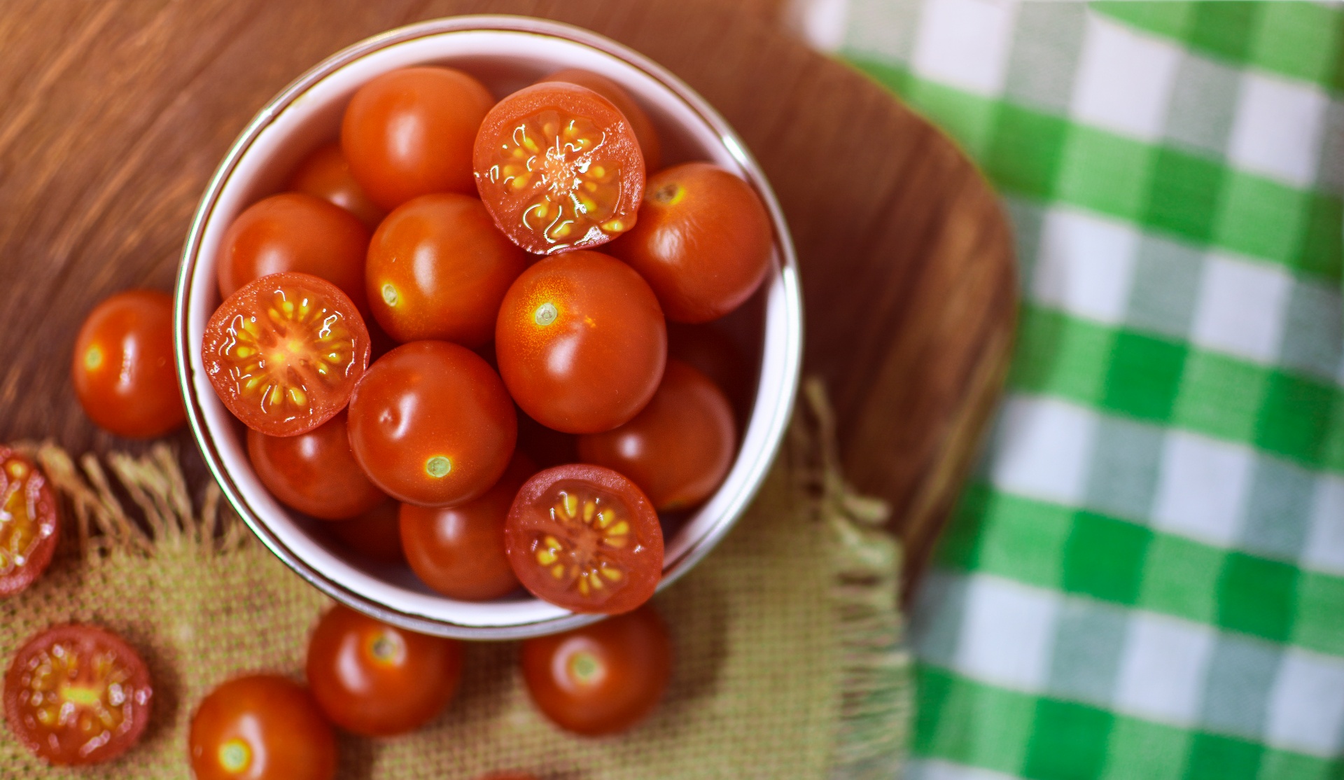 tomato vegetable background free photo