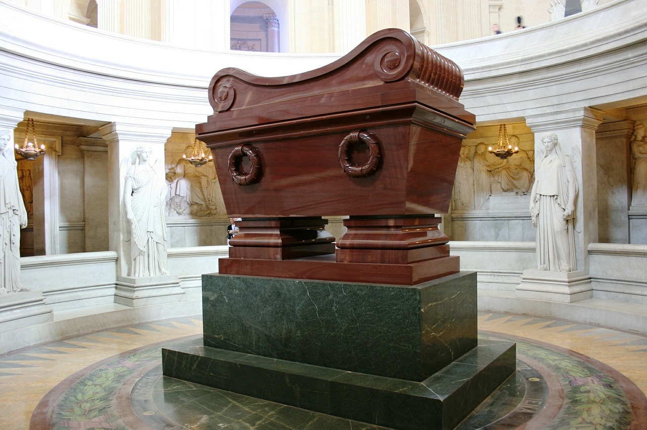 tomb of napoleon napoleon invalides free photo