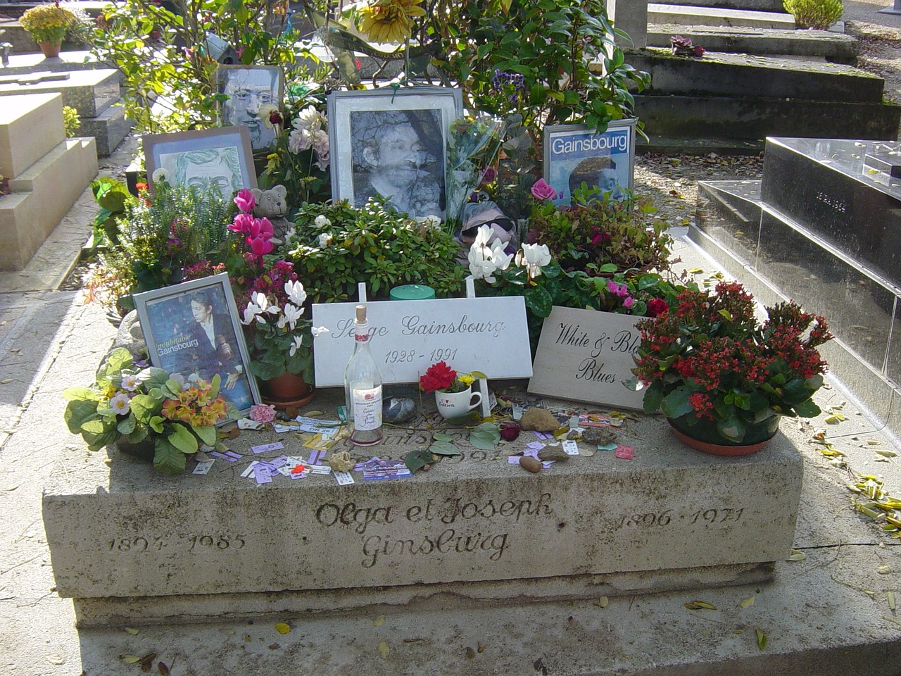 tomb of serge gainsbourg montparnasse cemetery paris free photo